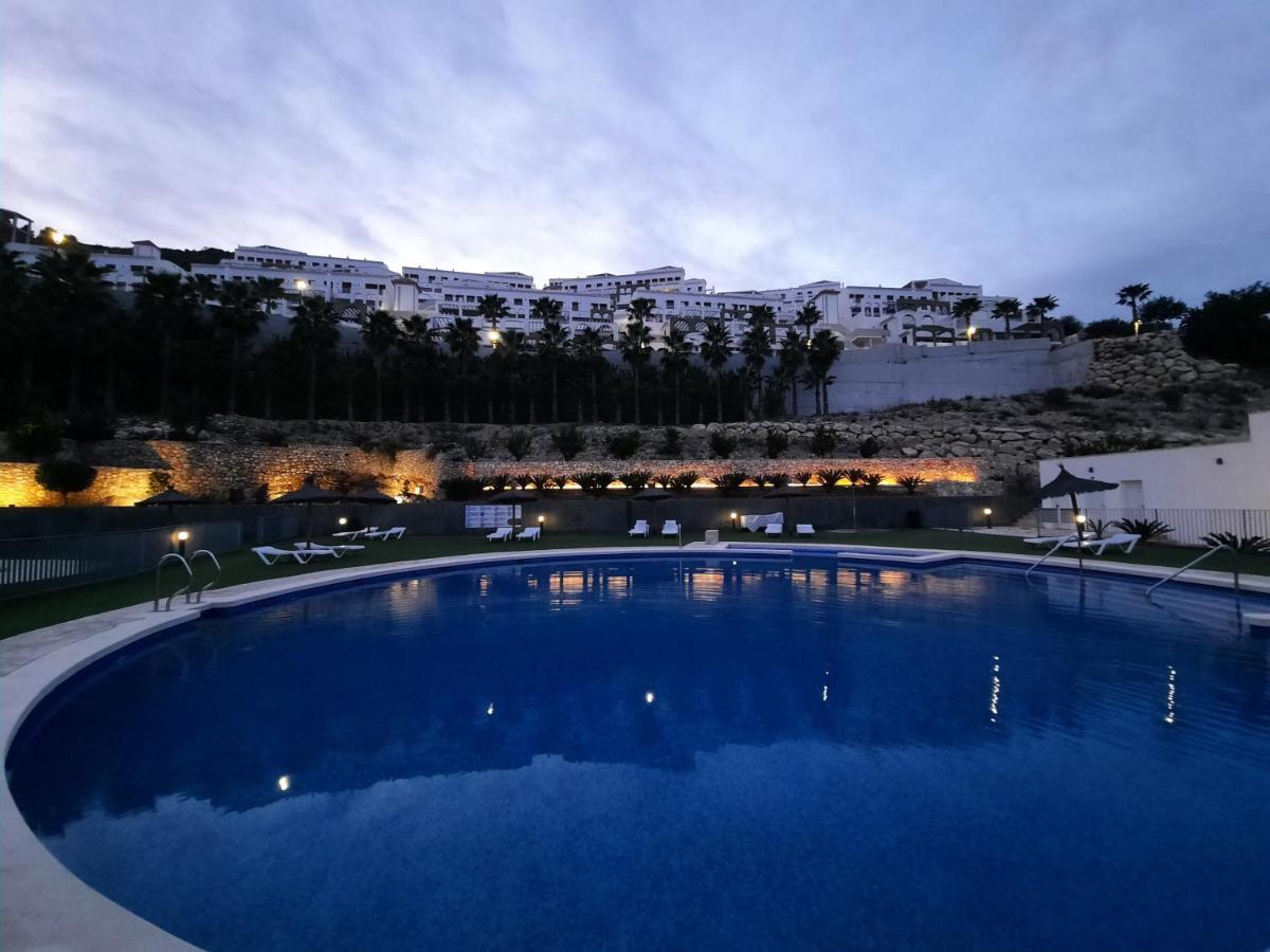 In Del Monte, Sea, Mountain,terrace, Pools Apartment *